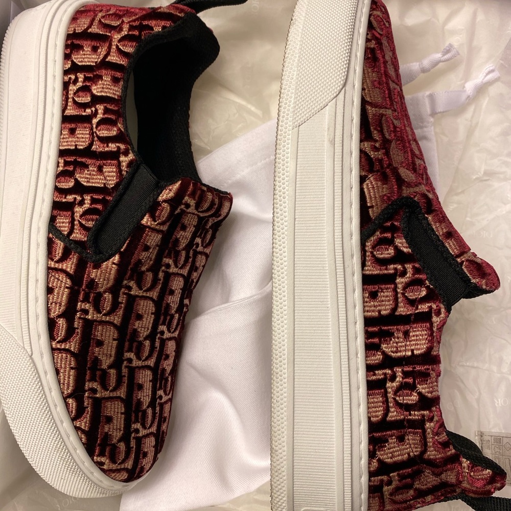 CHRISTIAN DIOR SNEAKERS